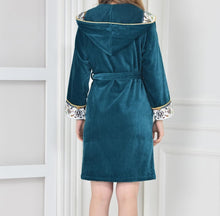 Load image into Gallery viewer, Ahsen Bathrobe