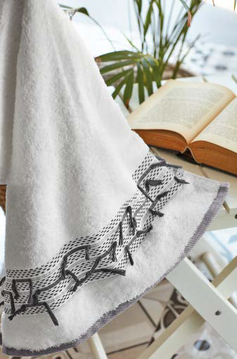 Amara Hand Towel