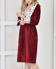 Load image into Gallery viewer, Aysima Bathrobe
