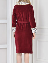 Load image into Gallery viewer, Aysima Bathrobe
