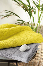 Load image into Gallery viewer, Sienna Hand Towel
