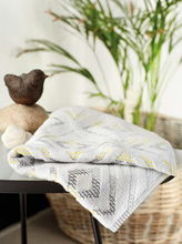 Load image into Gallery viewer, Stork Hand Towel
